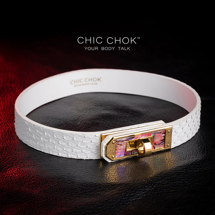 Elevate Your Style with ChicChok’s Exquisite White Collar