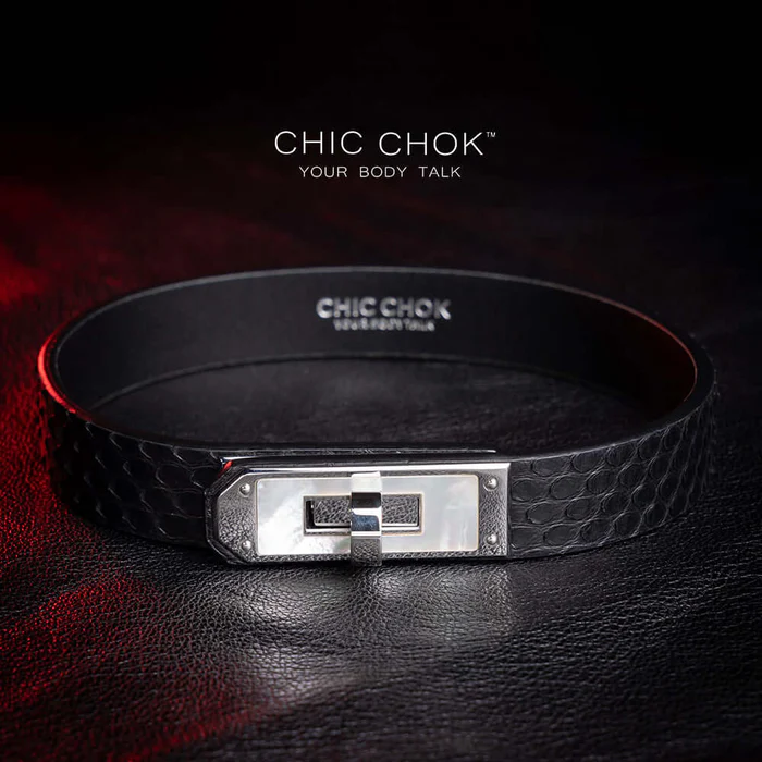 Elevate Your Style with ChicChok’s Black Textured Collar