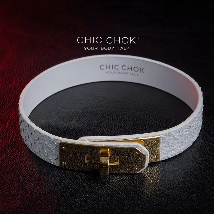 The ChicChok White Textured Collar: A Fusion of Elegance, History, and Modern Design