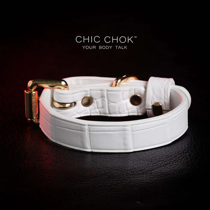 CHICCHOK [Daylight Chaser] - Crocodile Pattern Leather Bracelet: A Statement of Elegance and Sophistication