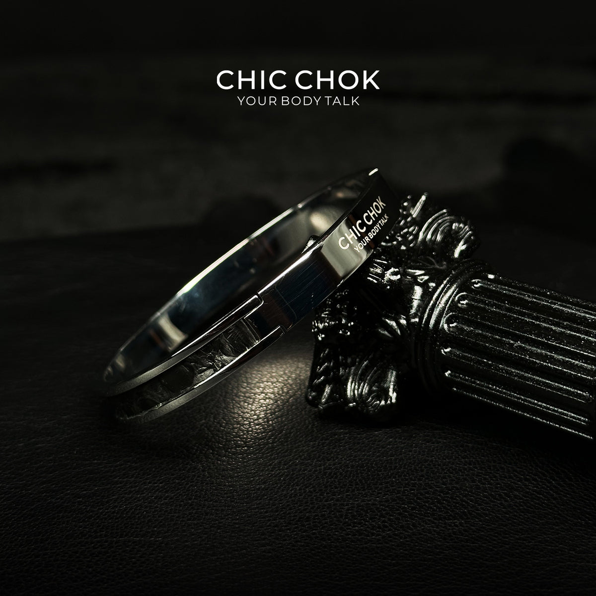 CHICCHOK Classic Close Bracelet Stainless Steel Subtle Stylish Non-Adjustable Bracelet