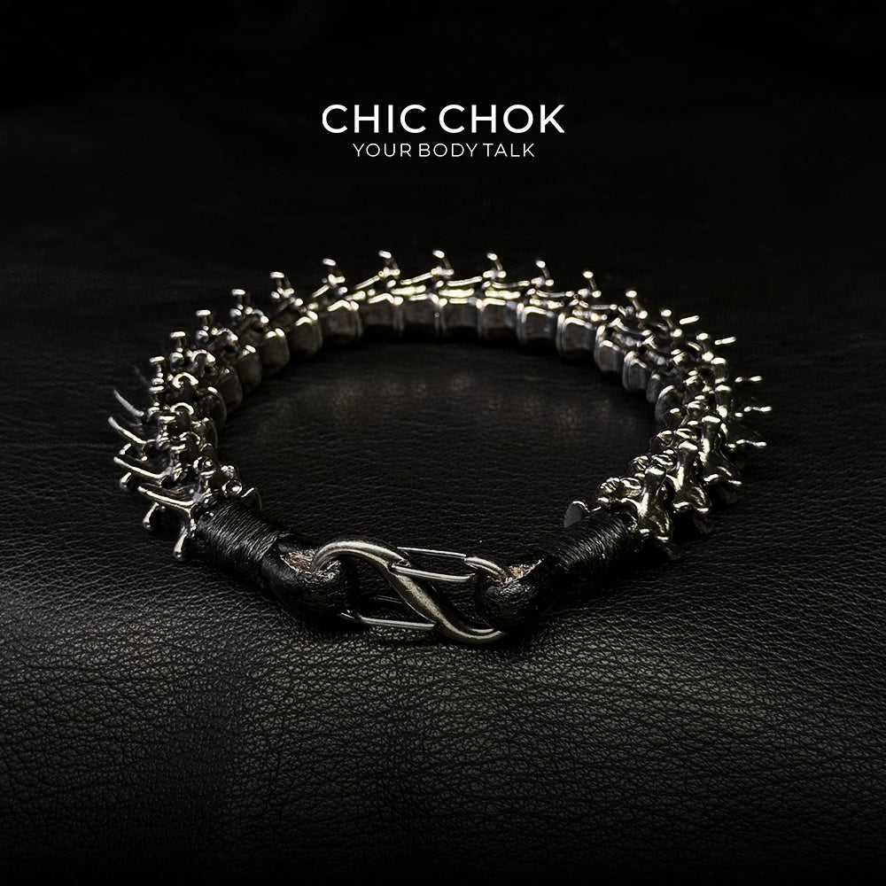 [CHICCHOK] Dragon Themed Bracelet – Stylish Bone Design, A Fusion of Steel and Leather