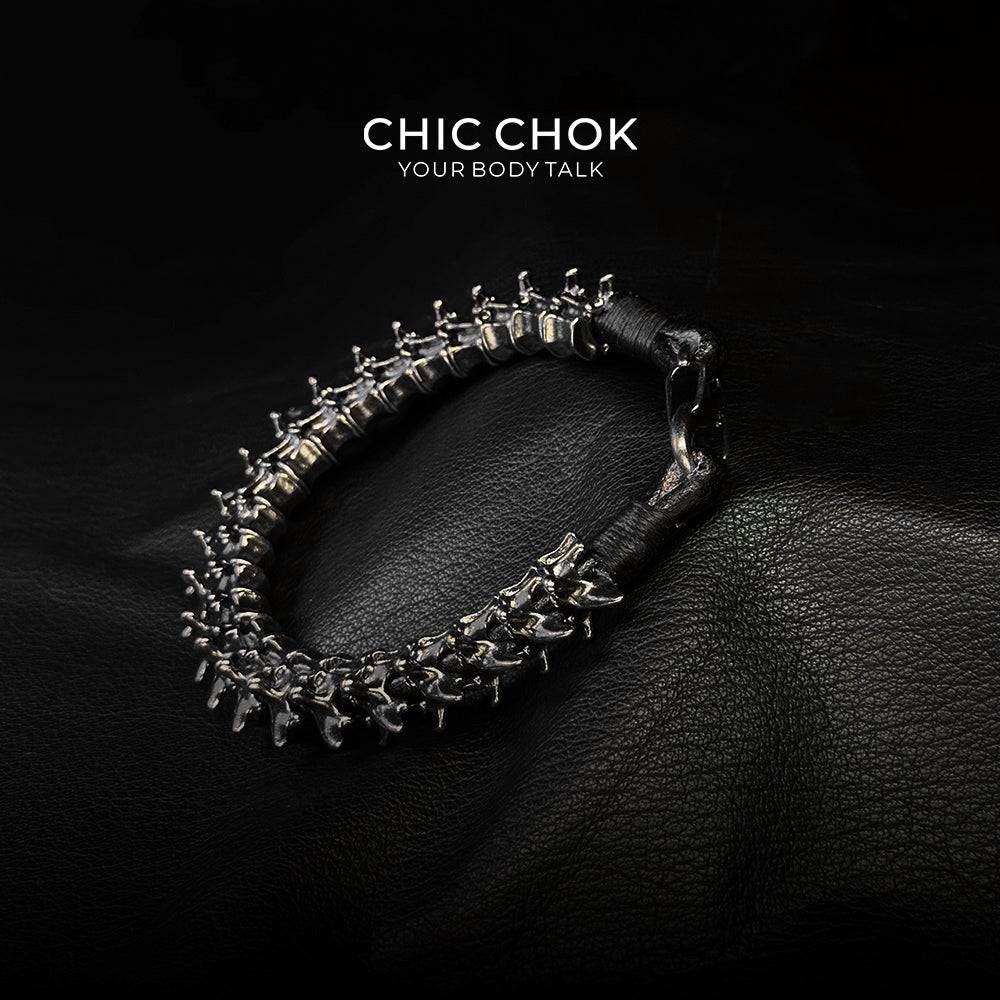 [CHICCHOK] Dragon Themed Bracelet – Stylish Bone Design, A Fusion of Steel and Leather